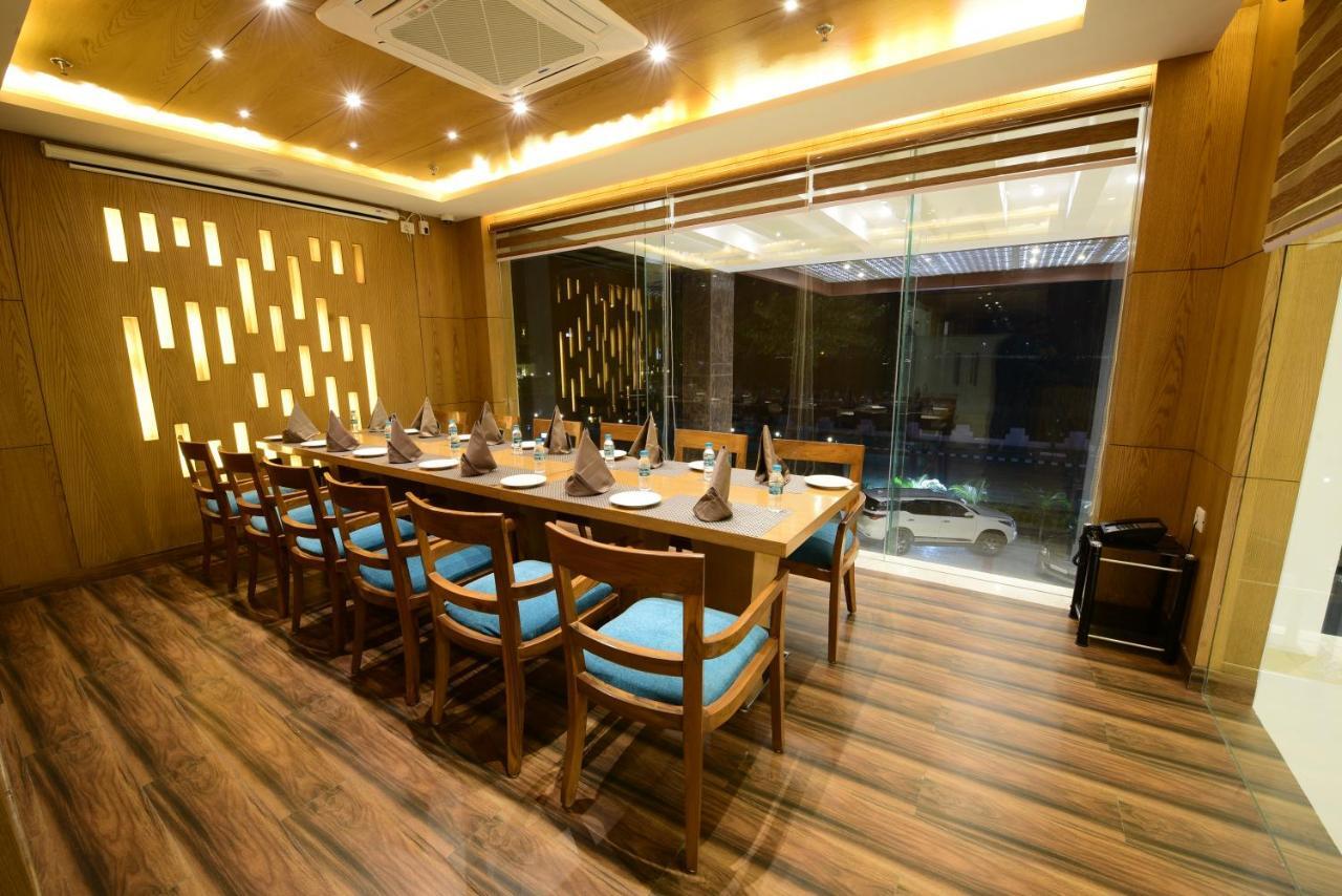 슈어스테이 호텔 바이 베스트웨스턴 암리차르 외부 사진